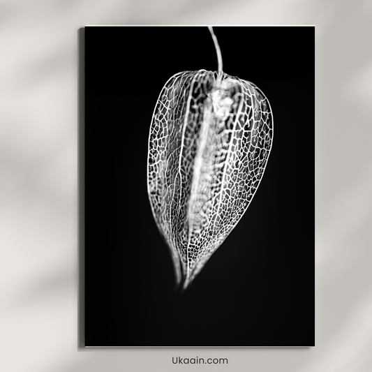 Leaf: Veins of Nature - Premium Metal Poster